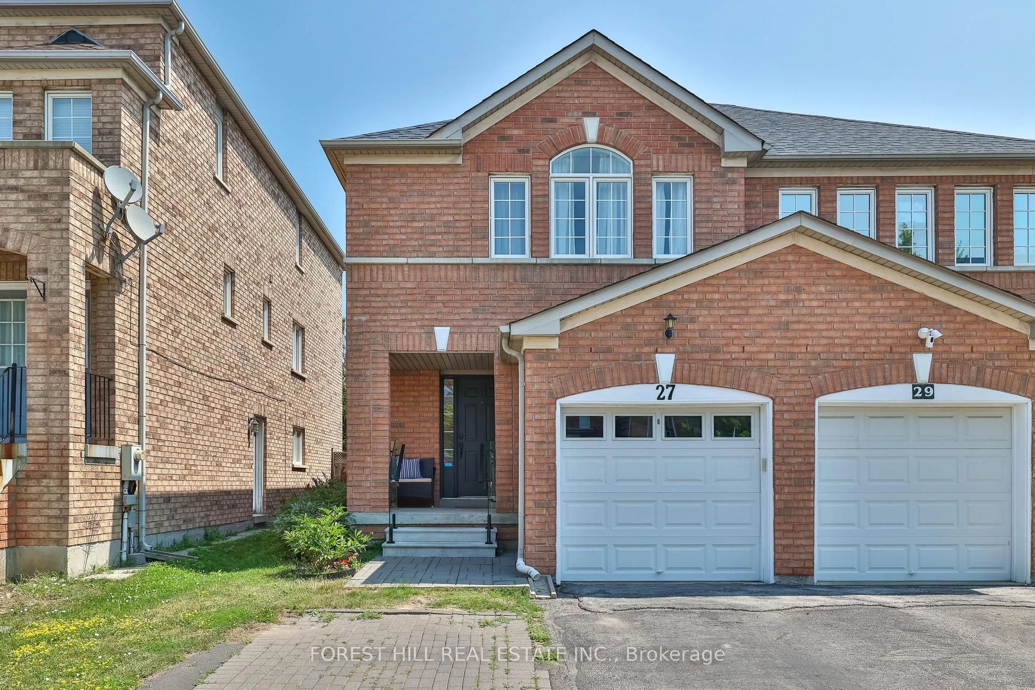 Semi-Detached in Vaughan