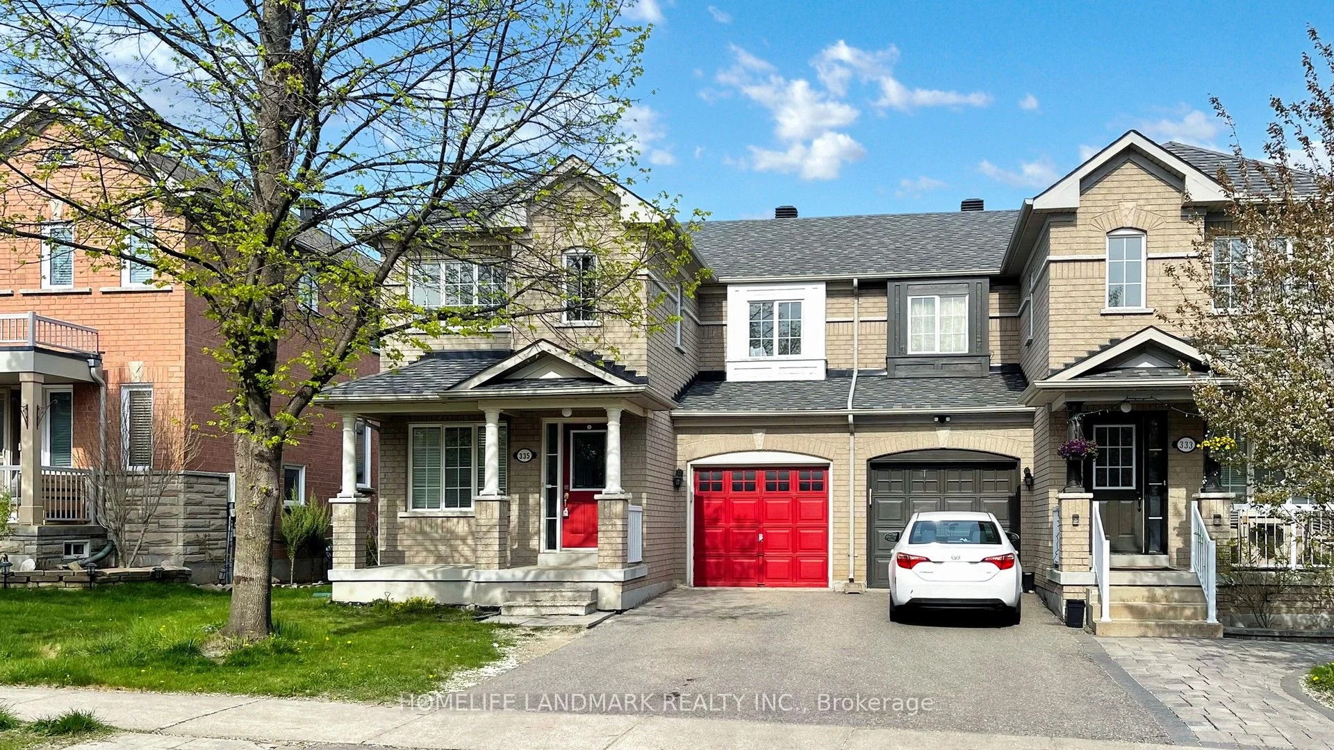 335 Marble Place, Newmarket, ON L3X 2R7