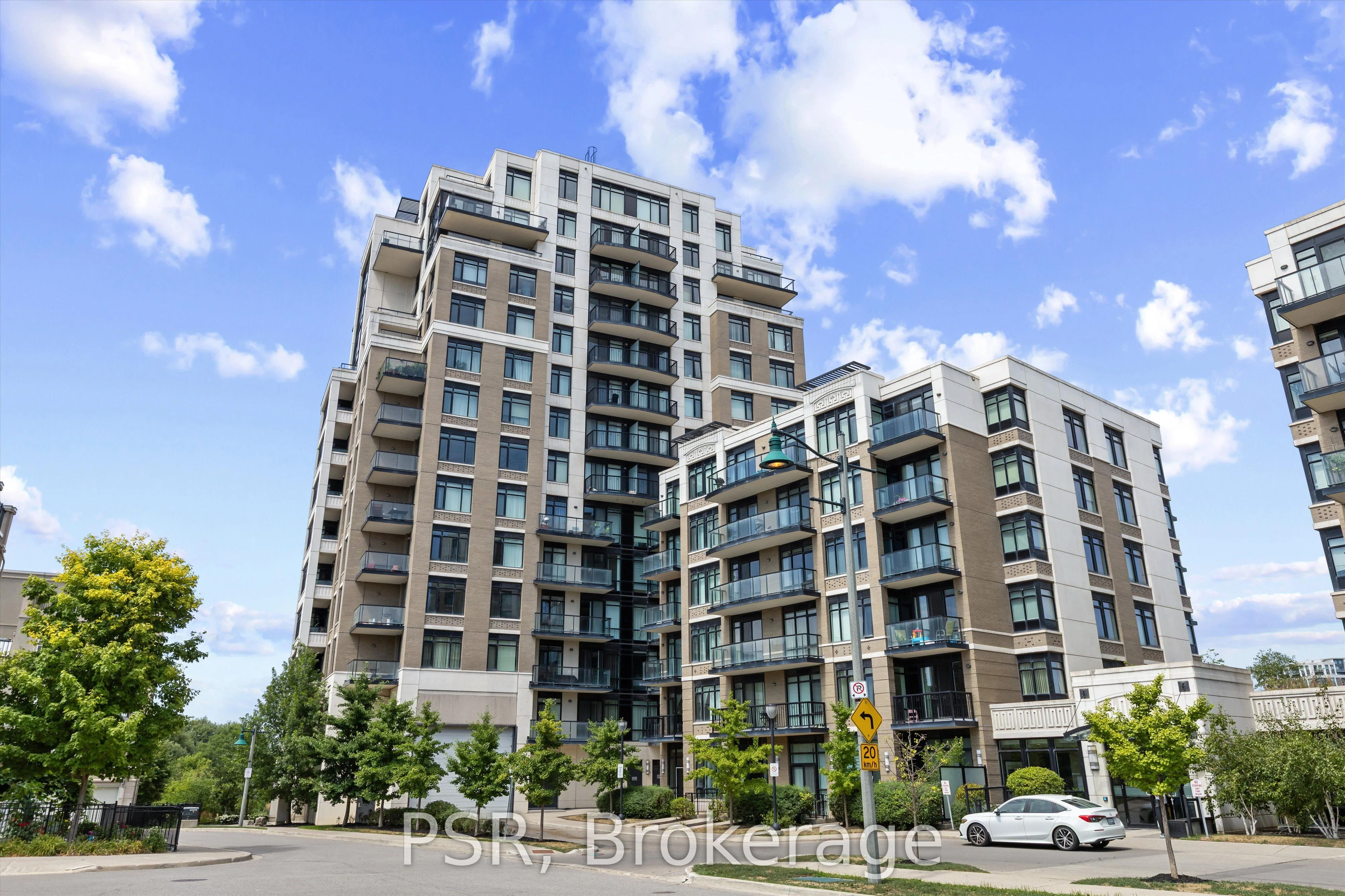 Condo Apartment in Markham