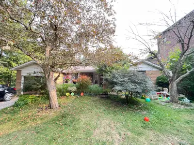 Detached in Richmond Hill