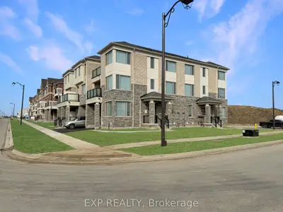 Att/Row/Townhouse in Markham