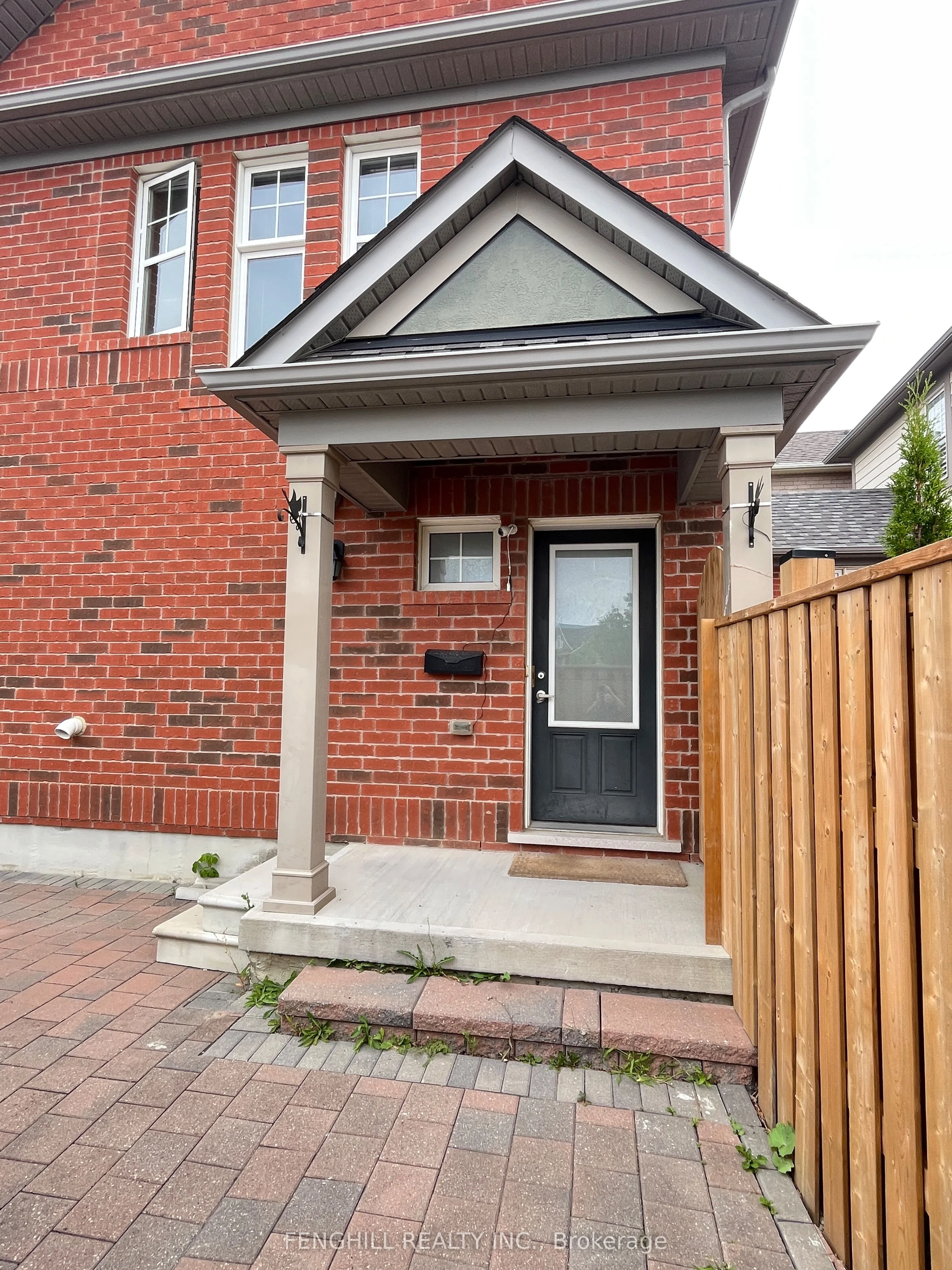 Duplex in Markham
