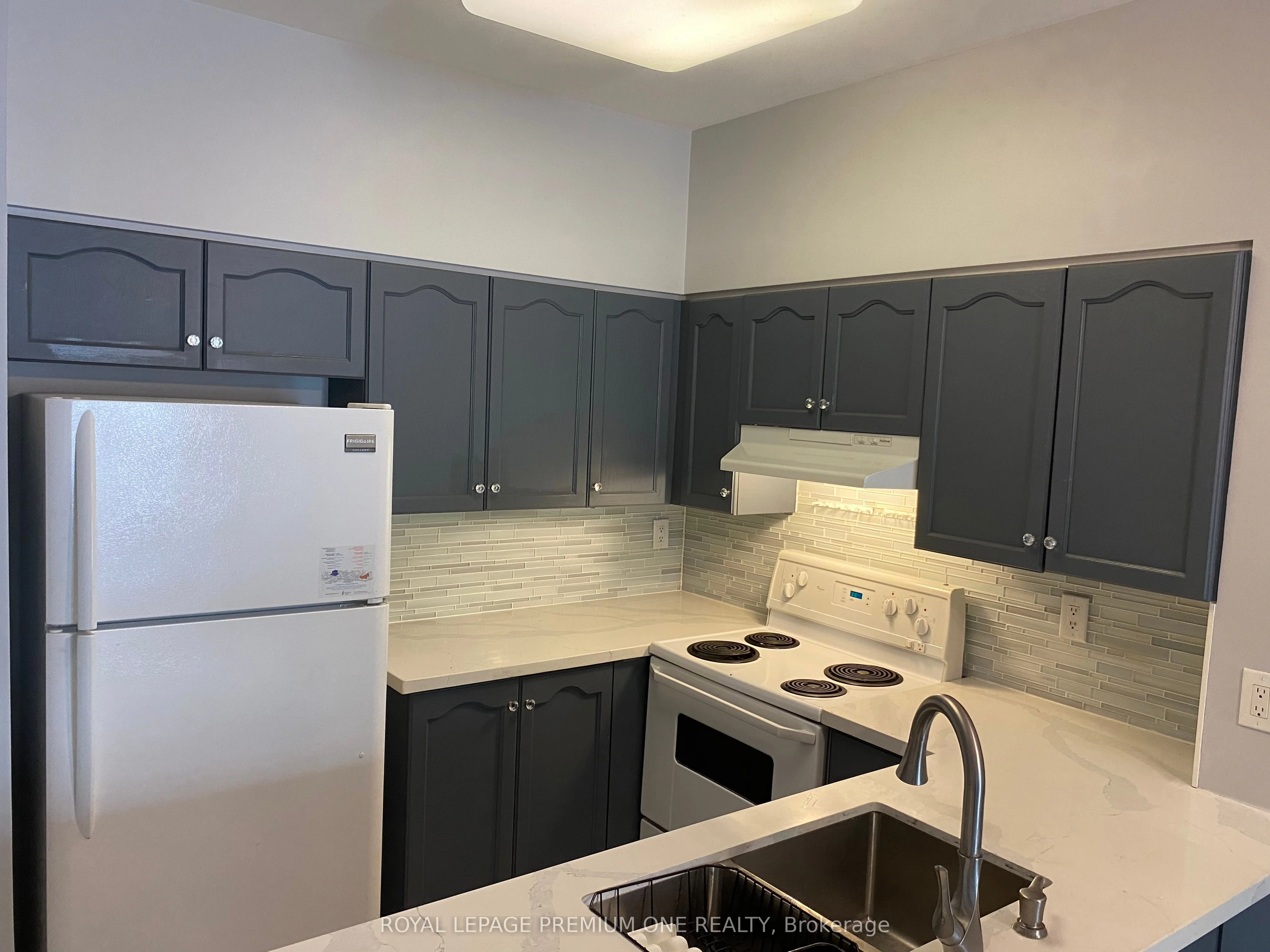 19 Northern Heights Drive 101, Richmond Hill, ON L4B 4M4