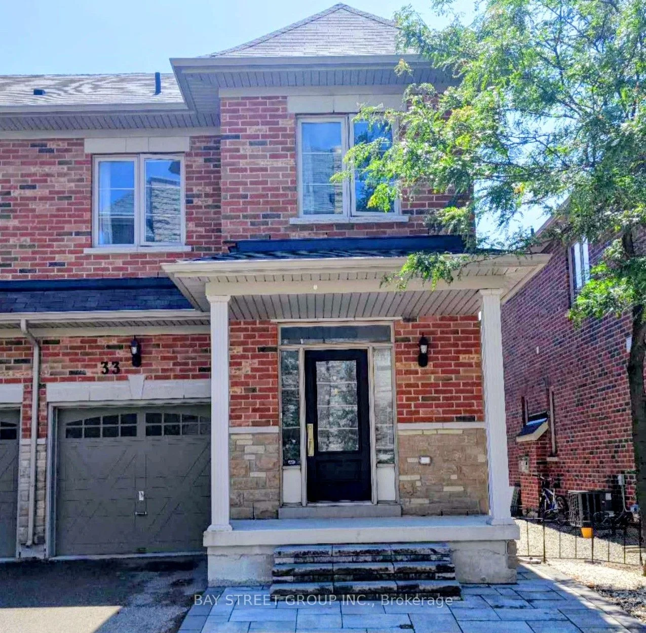 33 Mazarine Lane, Richmond Hill, ON L4S 0G2