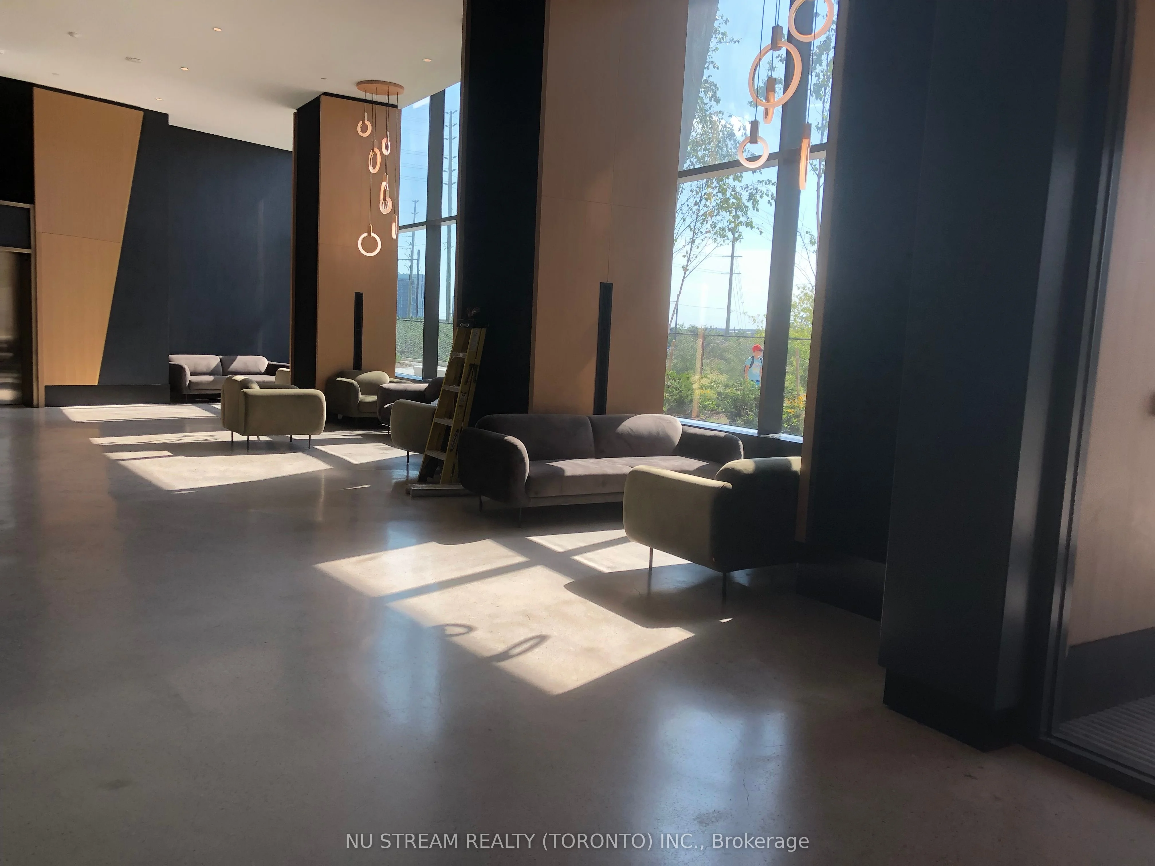 Condo Apartment in Vaughan