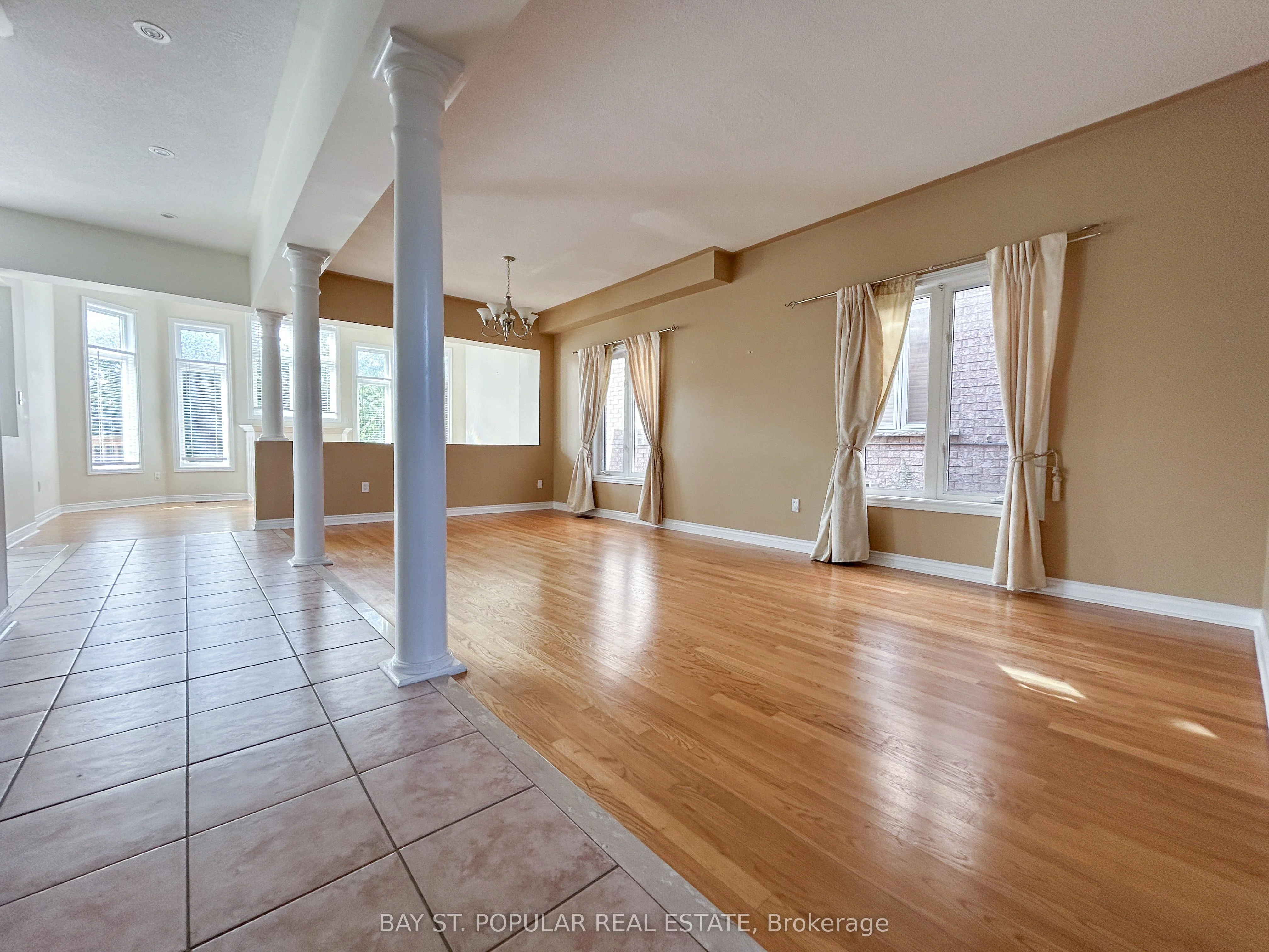 39 Waymount Avenue, Richmond Hill, ON L4S 2G5