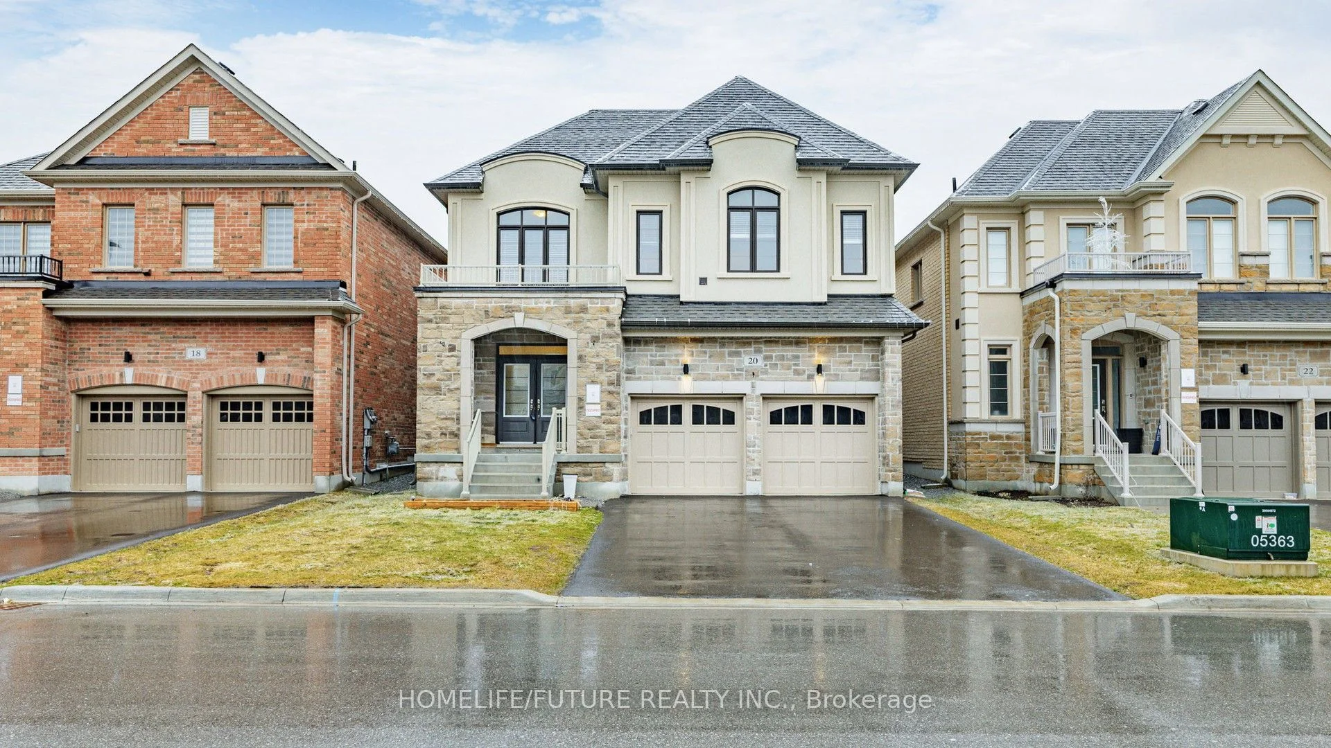 20 Valleo Street, Georgina, ON L4P 0J9