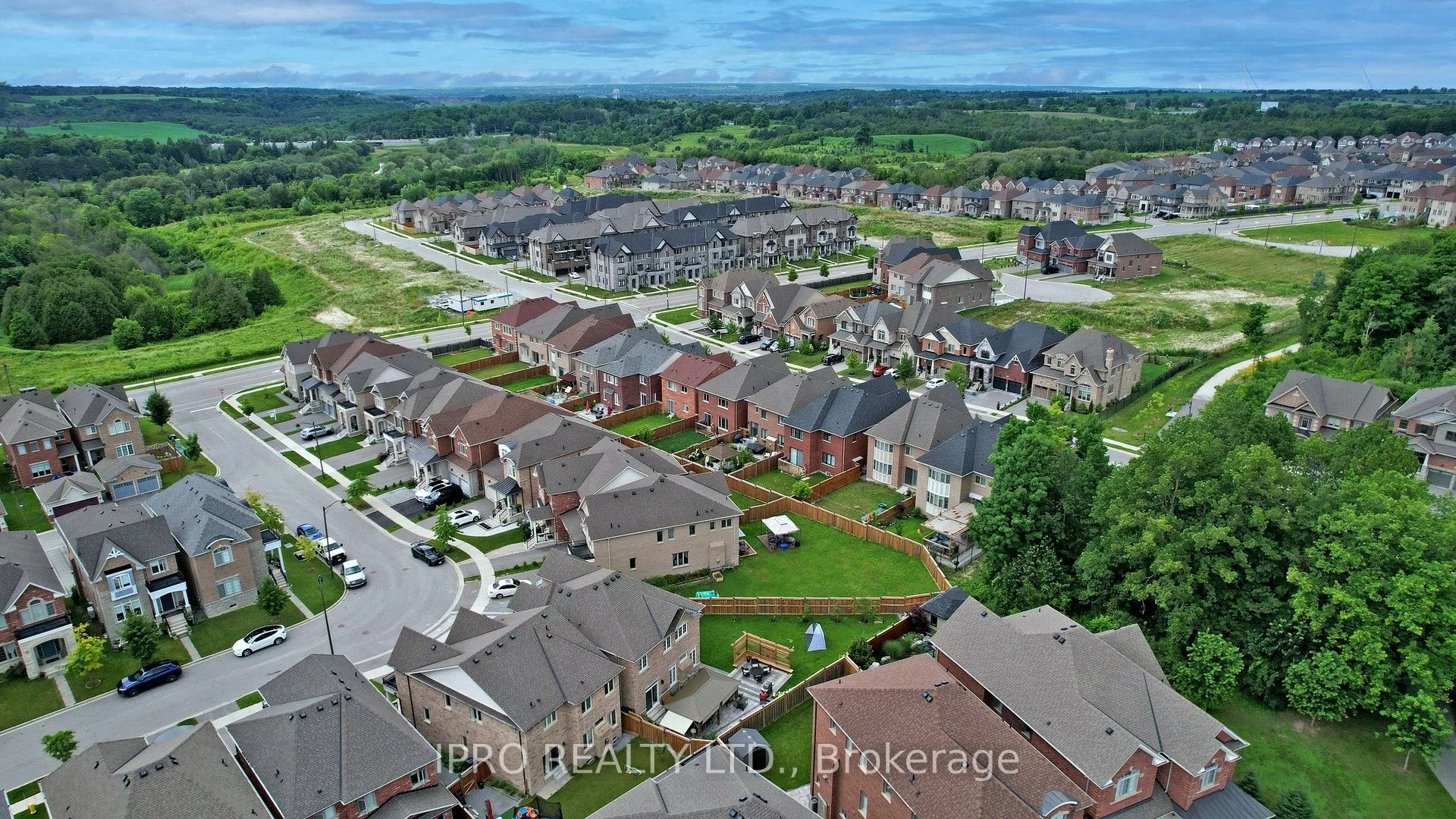Detached in East Gwillimbury