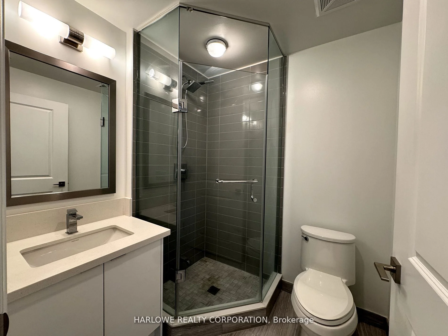 11782 Ninth Line 604 A, Whitchurch-stouffville, On L4a 5e9