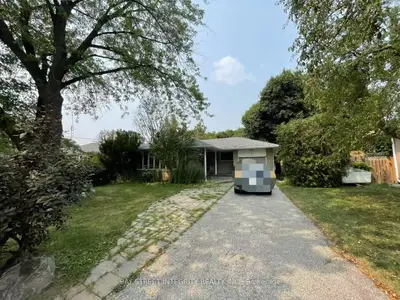 Detached in Richmond Hill