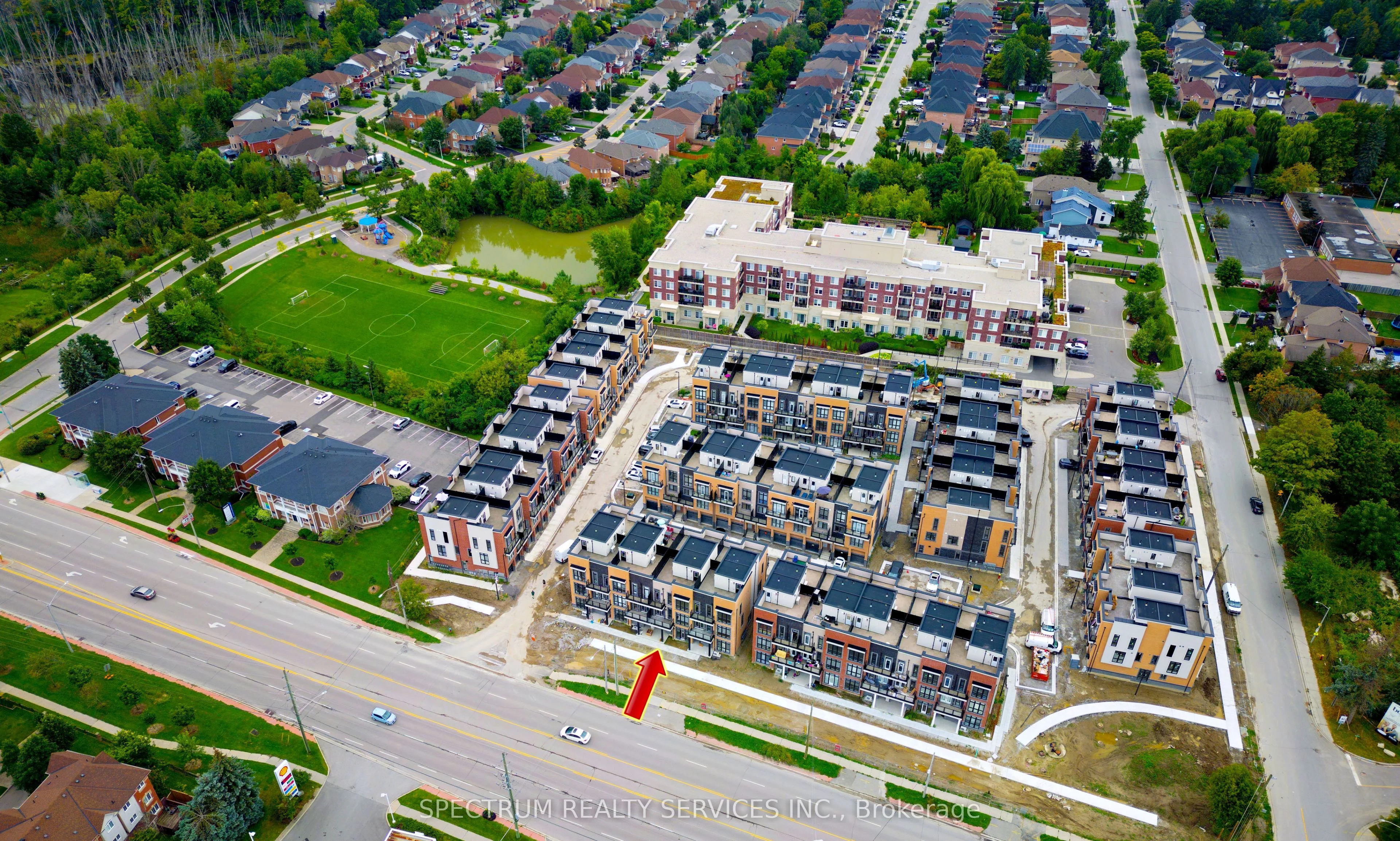 12860 Yonge Street 10, Richmond Hill, ON L4E 1J4