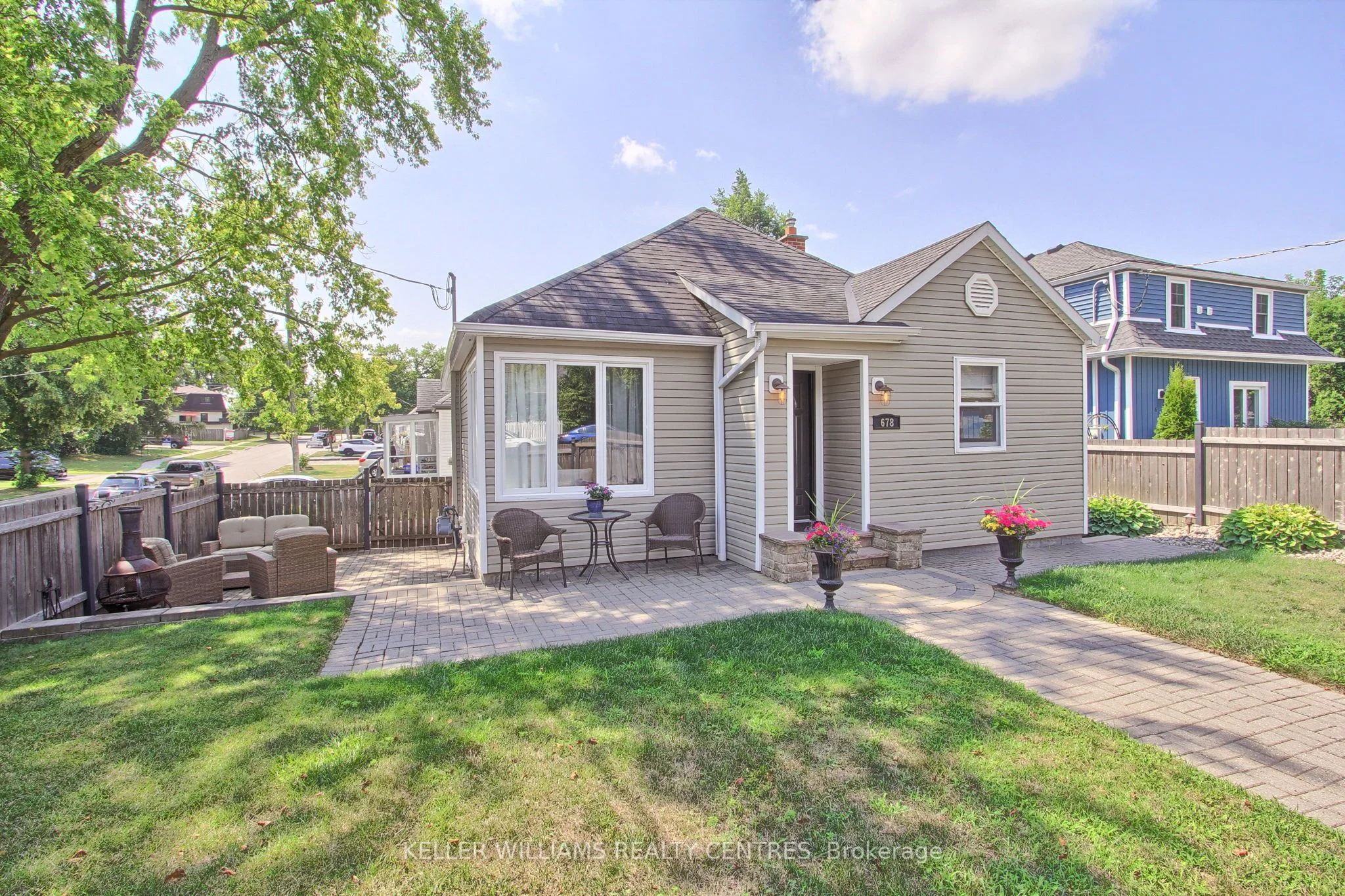 Detached in Newmarket