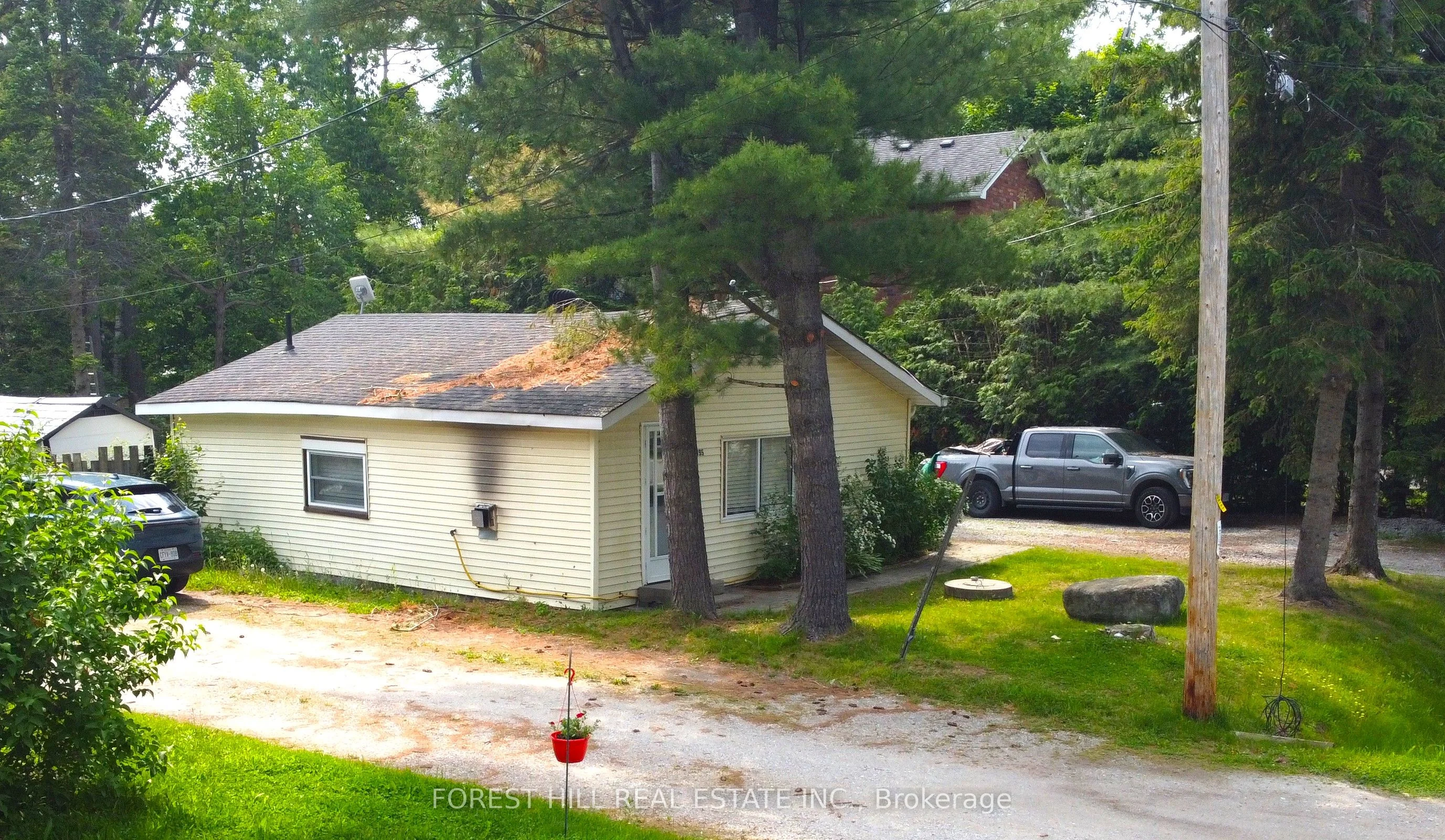 3195 Cowan Avenue, Innisfil, On L9s 2k2
