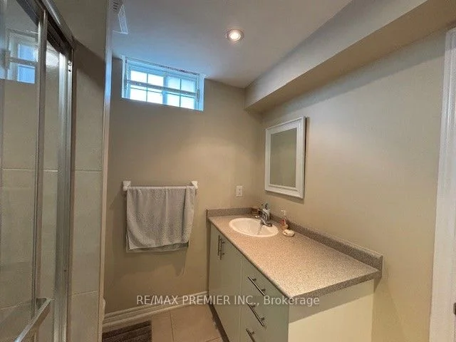 168 Keystar Court Basement, Vaughan, ON L4H 0T3