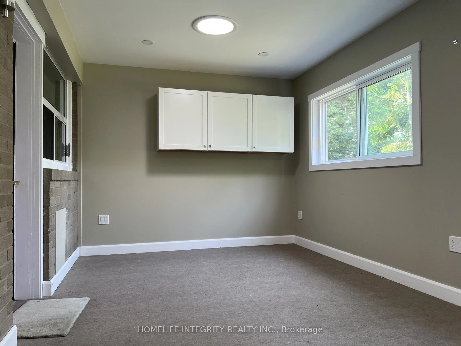 76 William Street, New Tecumseth, ON L9R 1N1
