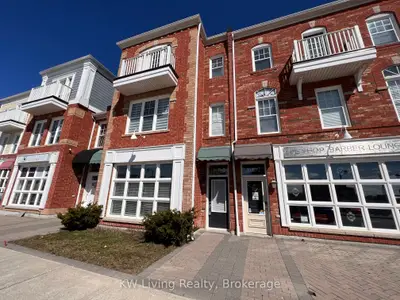Att/Row/Townhouse in Markham