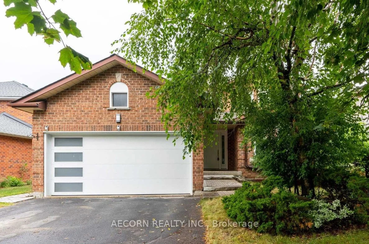 17 Elva Court, Richmond Hill, ON L4C 7Y2
