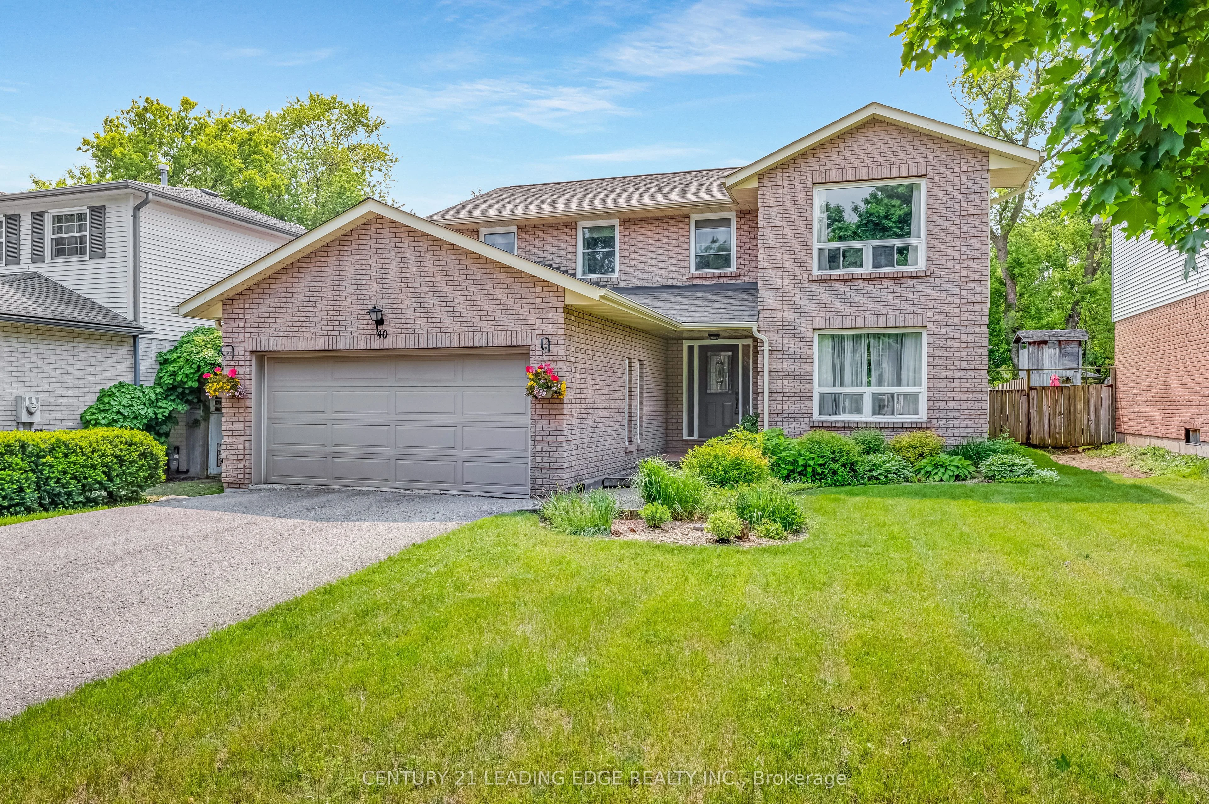 40 Birchard Boulevard, East Gwillimbury, ON L0G 1M0