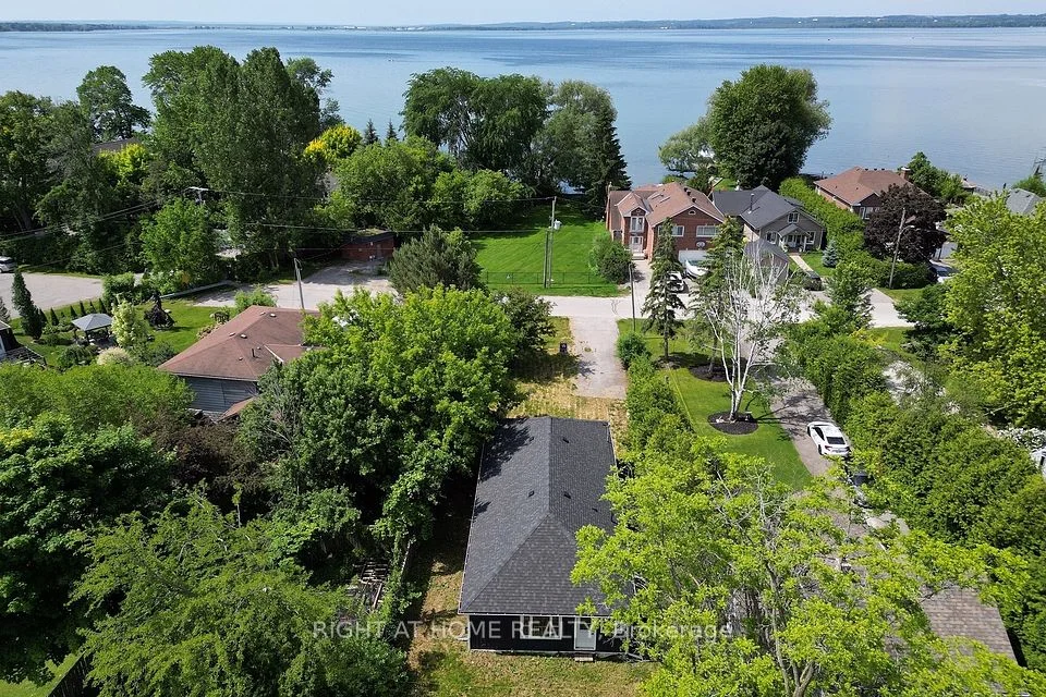 47 Metropolitan Crescent, Georgina, ON L4P 1L7