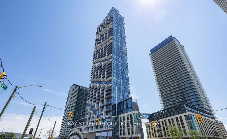 Condo Apartment in Vaughan