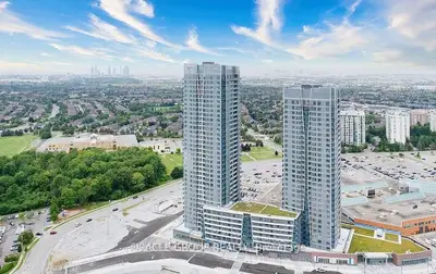 Condo Apartment in Vaughan