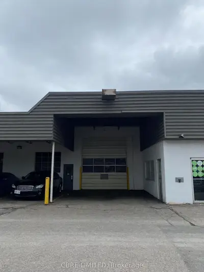 567 Davis Drive Unit 4, Newmarket, On L3y 2p5