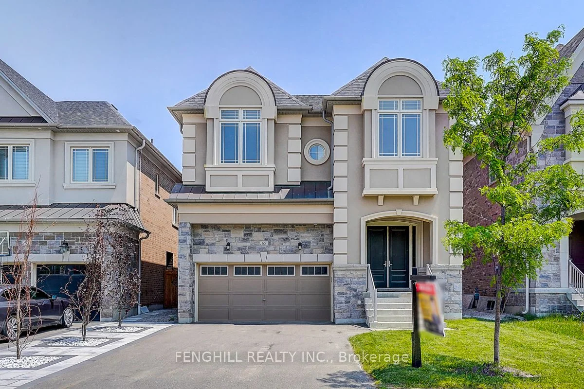 Detached in Richmond Hill