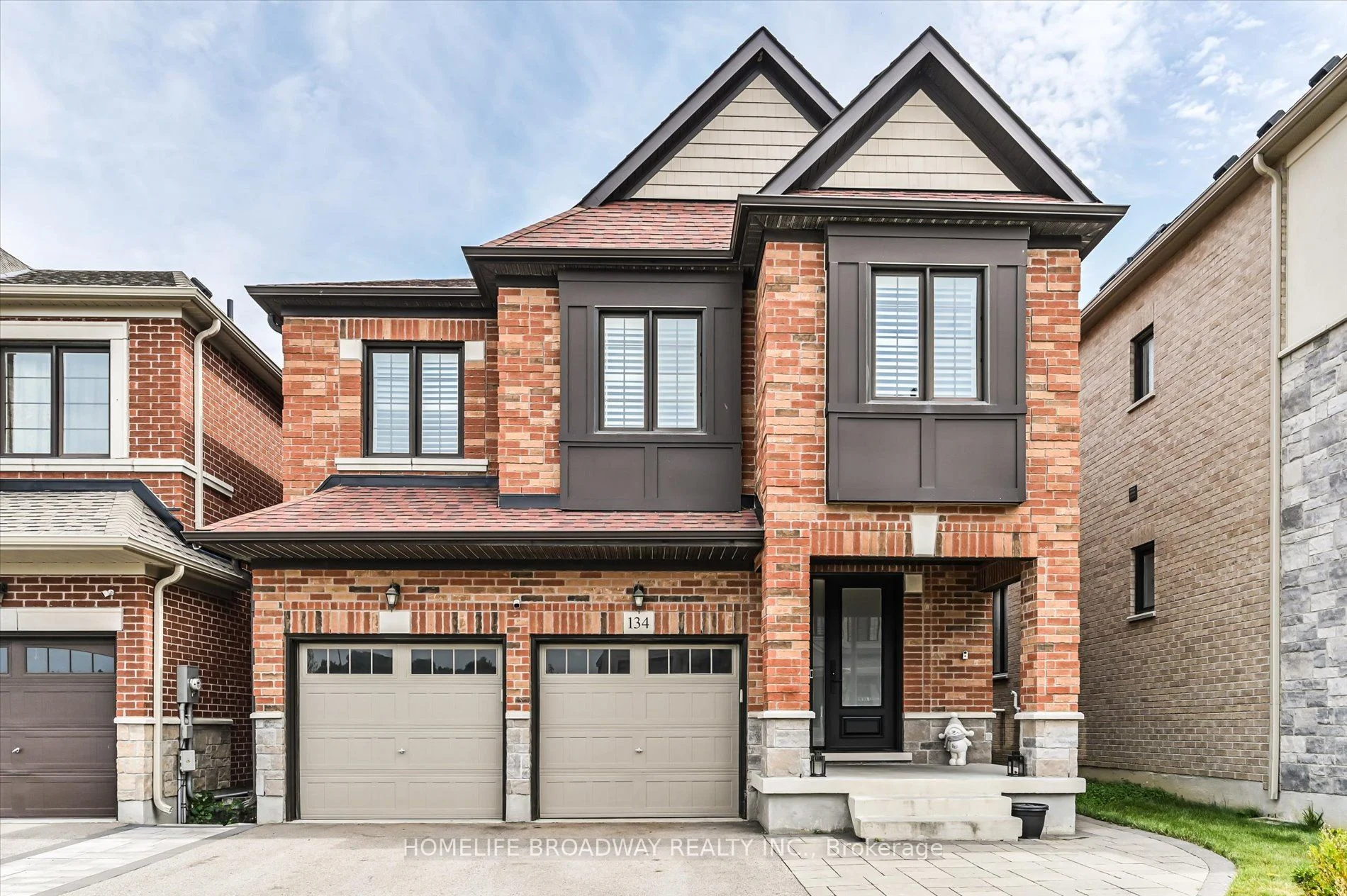 Detached in East Gwillimbury