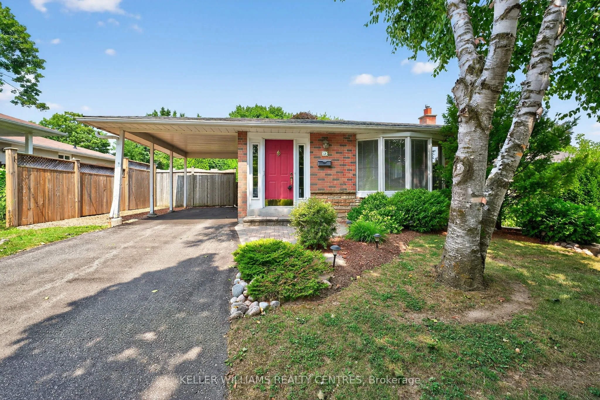 Detached in Aurora