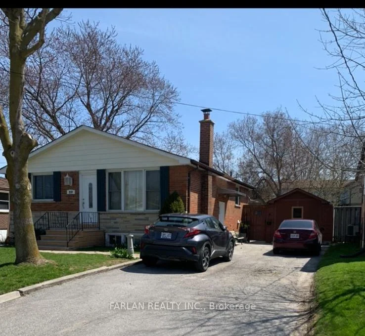 237 Maplegrove Avenue, Bradford West Gwillimbury, ON L3Z 1V3