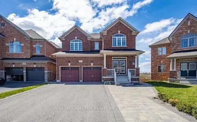 Detached in Newmarket