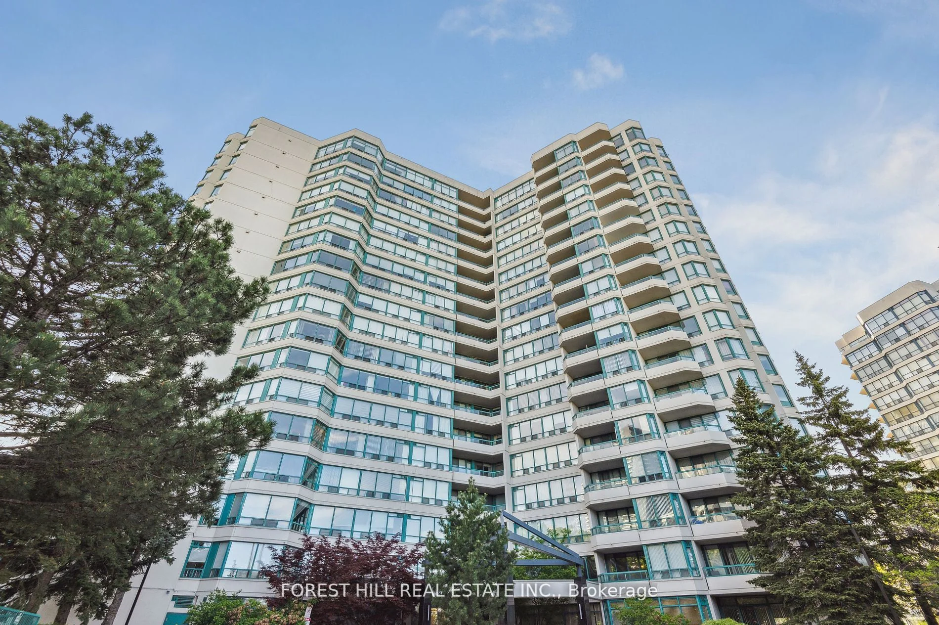 Condo Apartment in Vaughan