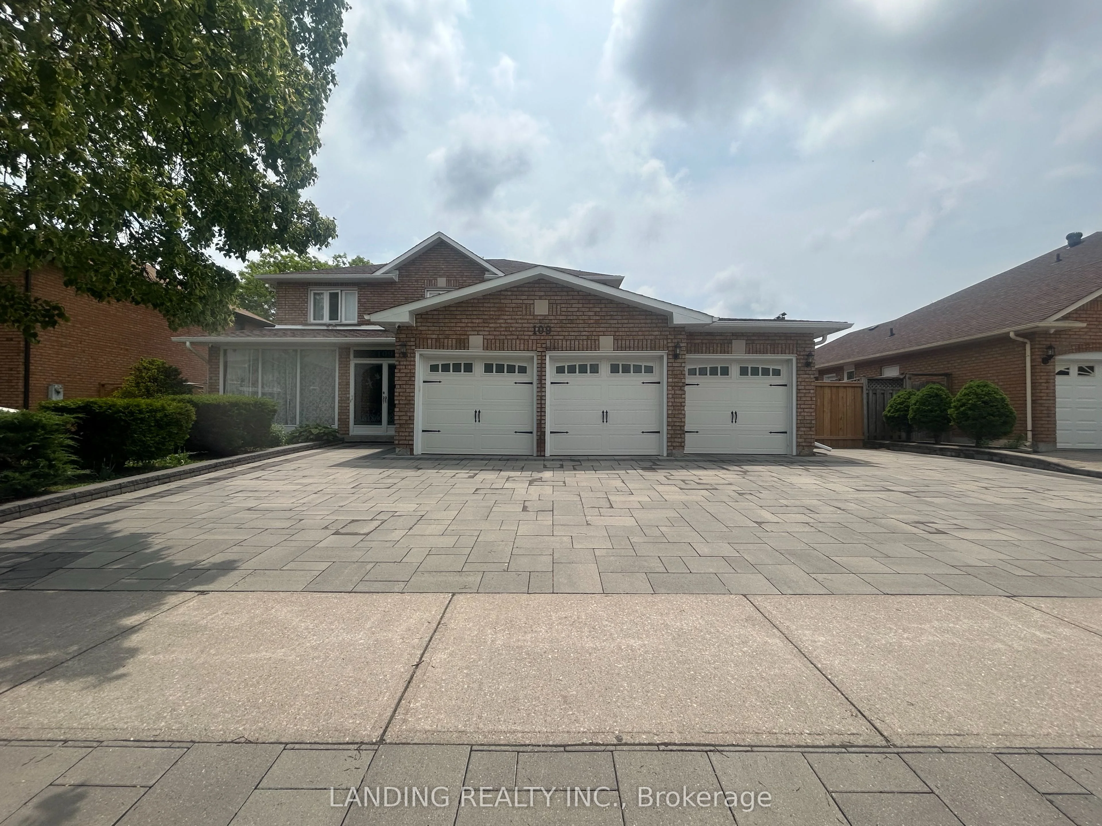 Detached in Markham