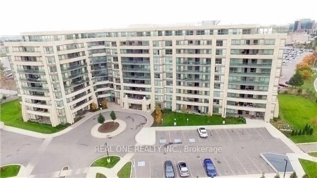 Condo Apartment in Richmond Hill