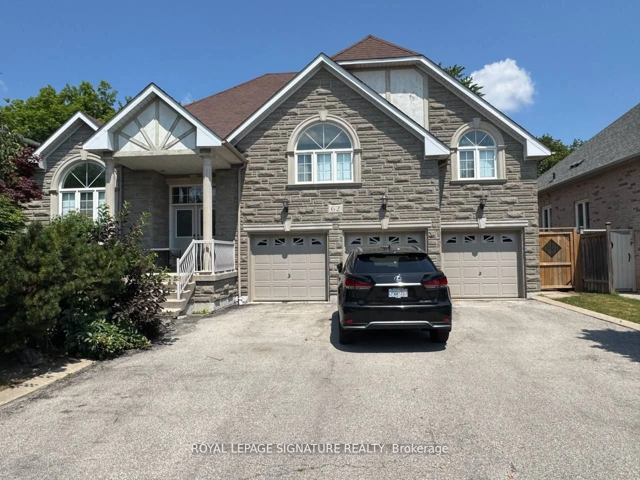 62 Canterbury Court Basement, Richmond Hill, ON L4C 8E8
