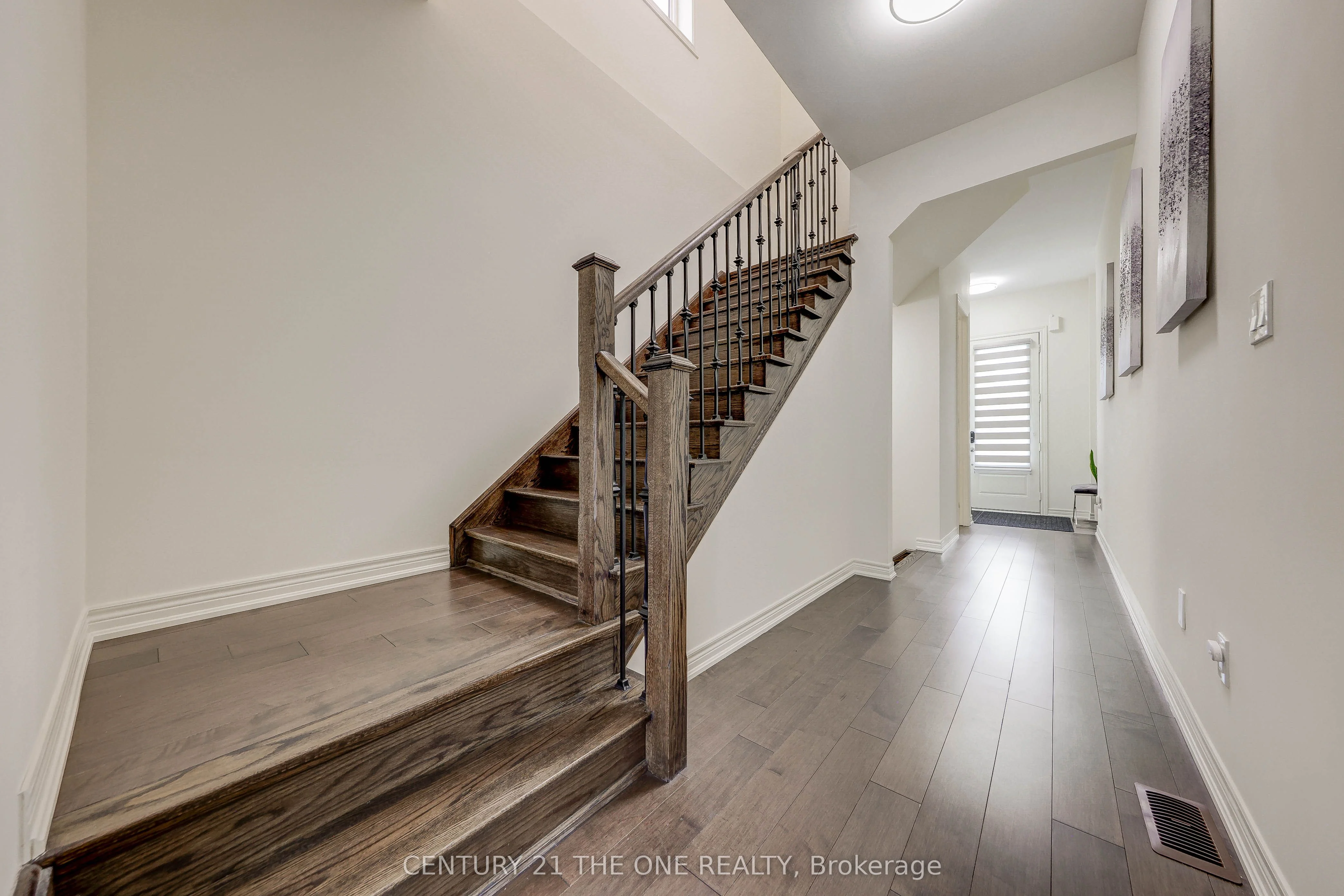 32 Red Giant Street, Richmond Hill, On L4c 4y4