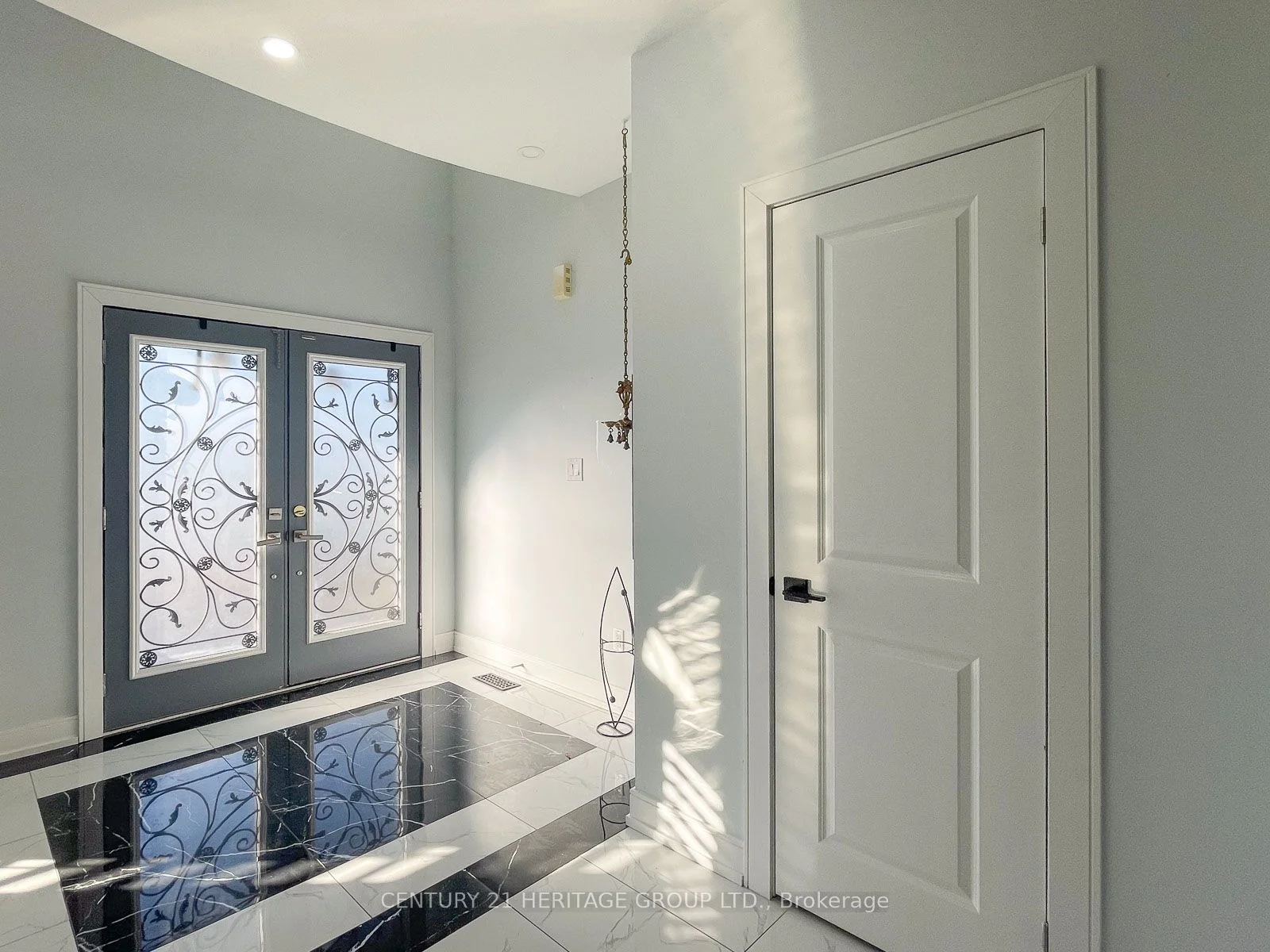 69 Greenwood Road, Whitchurch-stouffville, On L4a 0n8