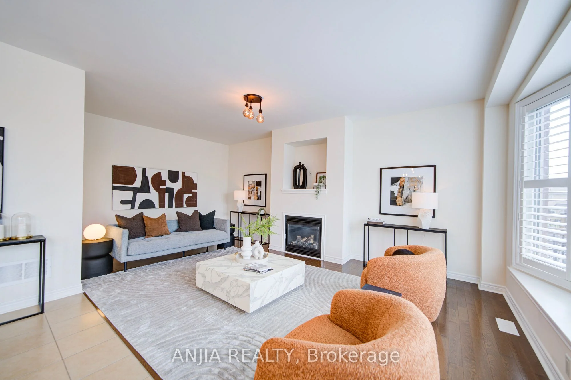 123 Greenforest Grove, Whitchurch-Stouffville, ON L4A 1S6