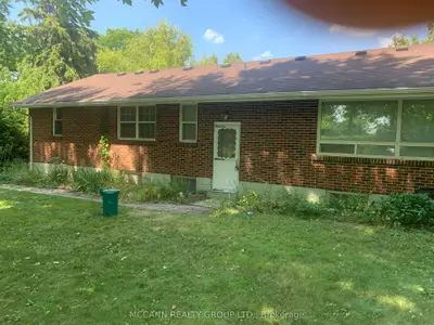 Detached in Newmarket