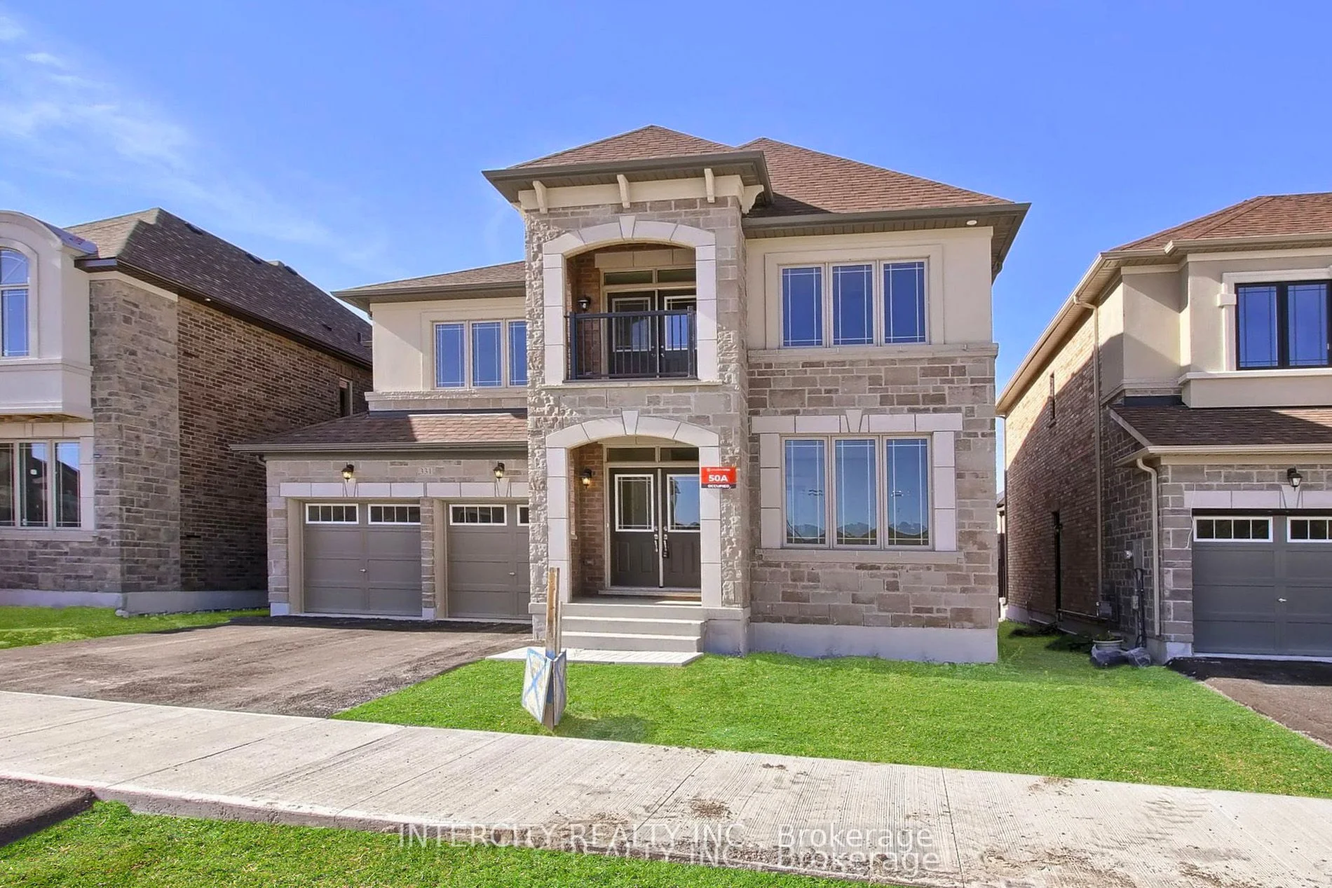 331 Seaview Heights, East Gwillimbury, ON L9N 0Z1