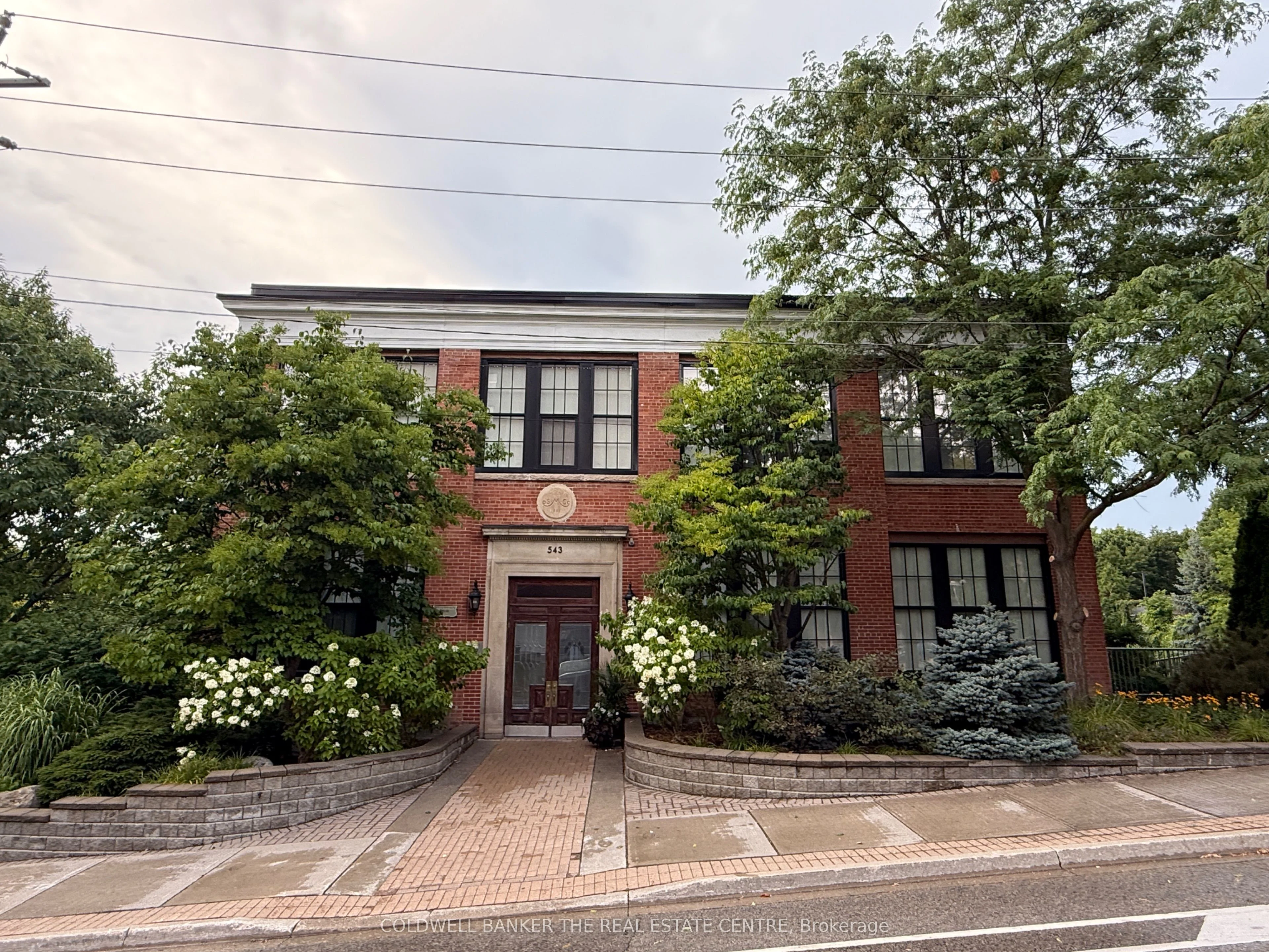 543 Timothy Street 301, Newmarket, ON L3Y 1R1