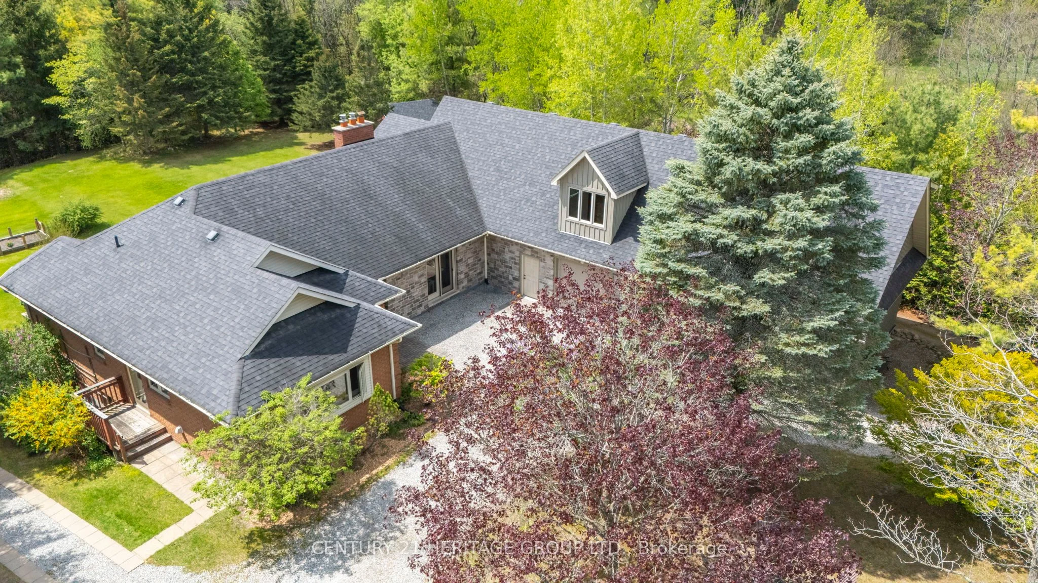 Detached in New Tecumseth