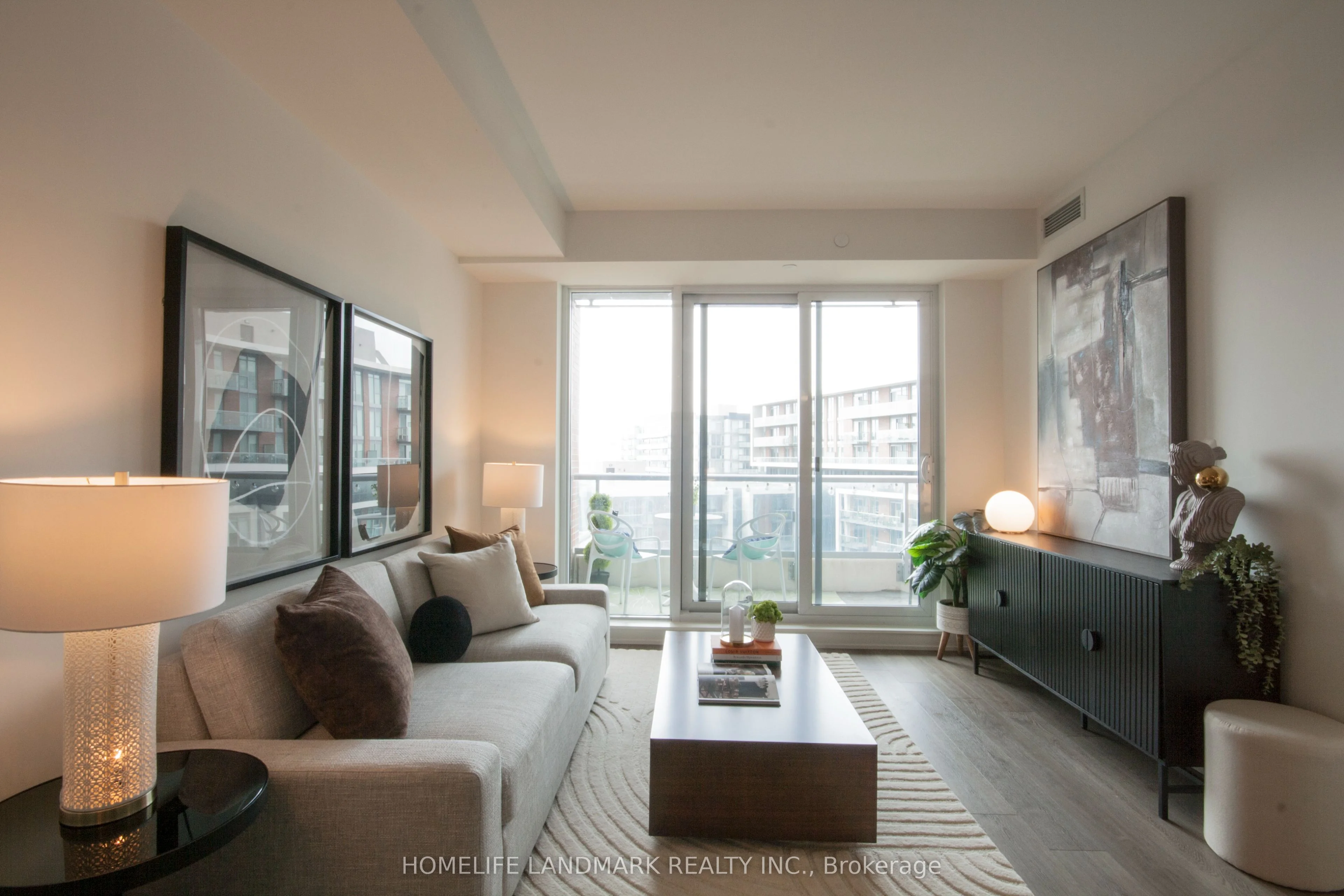 Condo Apartment in Markham
