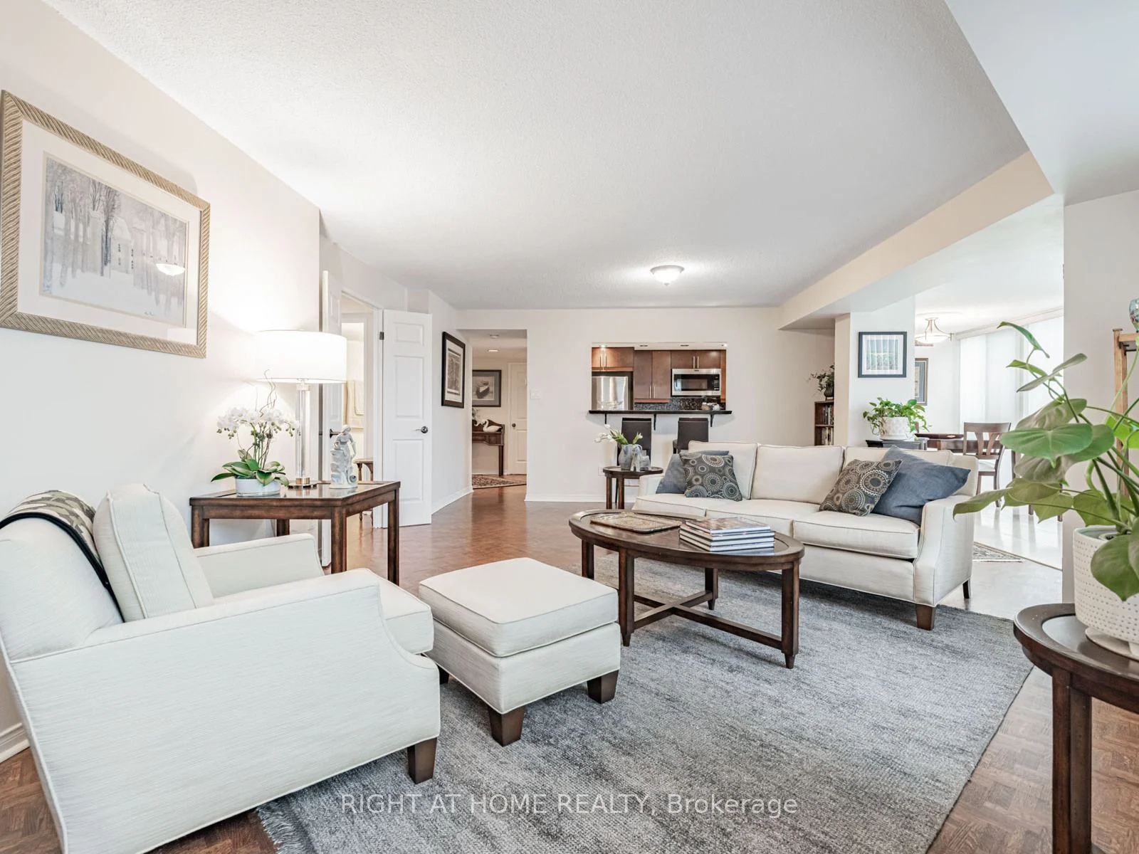 Condo Apartment in Vaughan