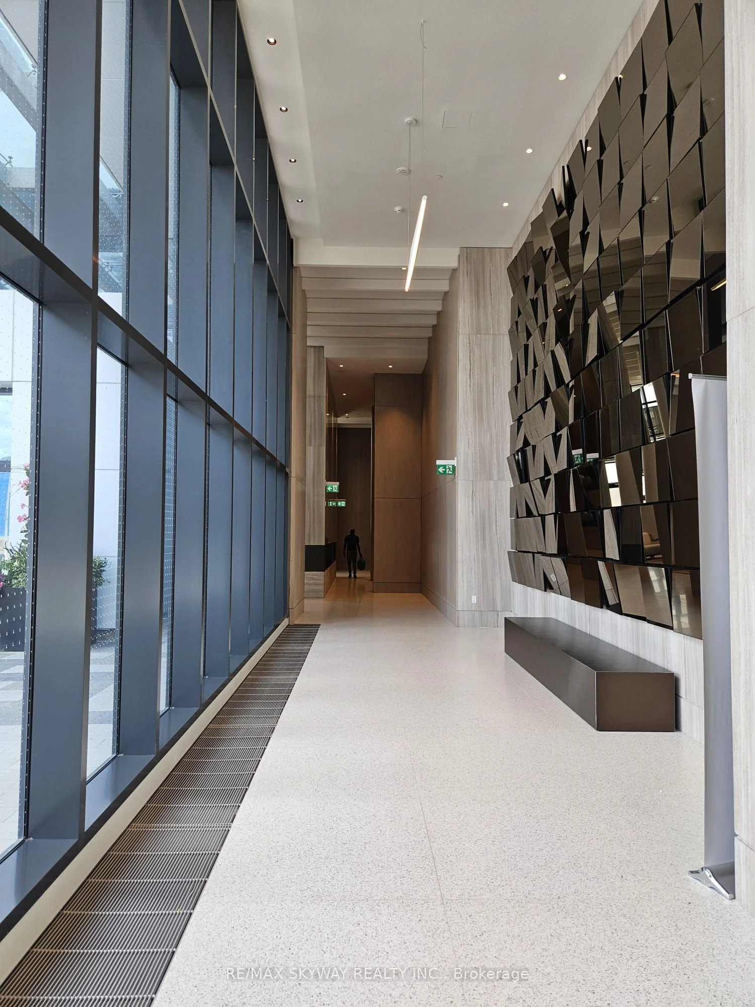 225 Commerce Street 5810, Vaughan, ON L4K 0P9