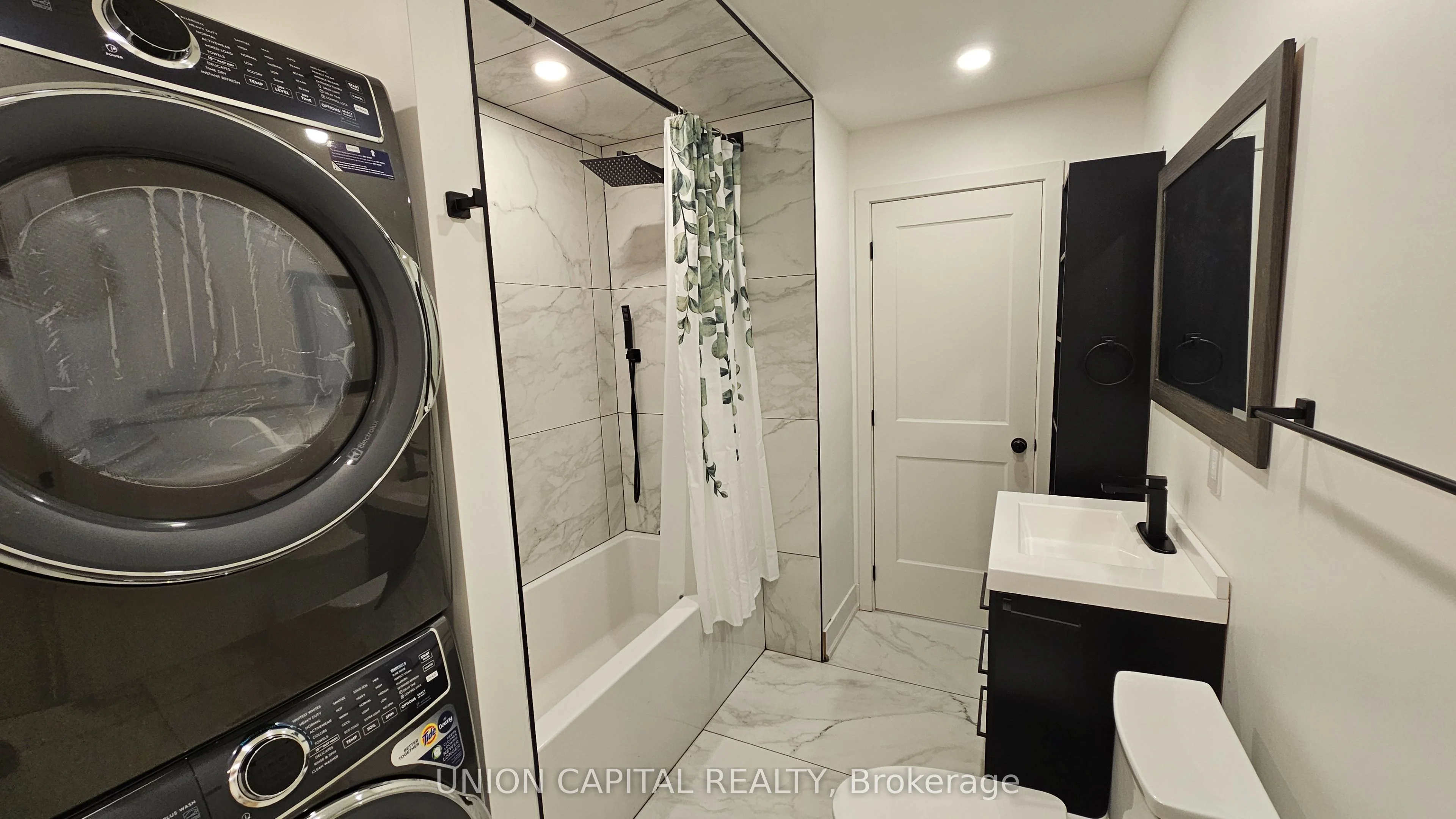 2343 Mount Albert Road Unit 1, East Gwillimbury, ON L0G 1R0
