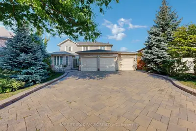 Detached in Markham