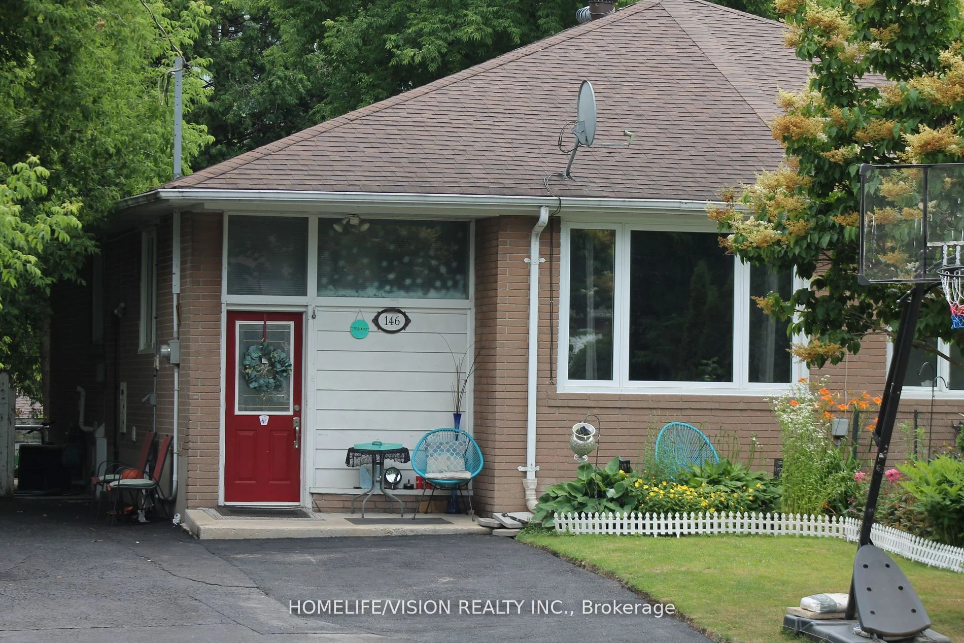 146 Sheldon Avenue Basement, Newmarket, ON L3Y 2V7