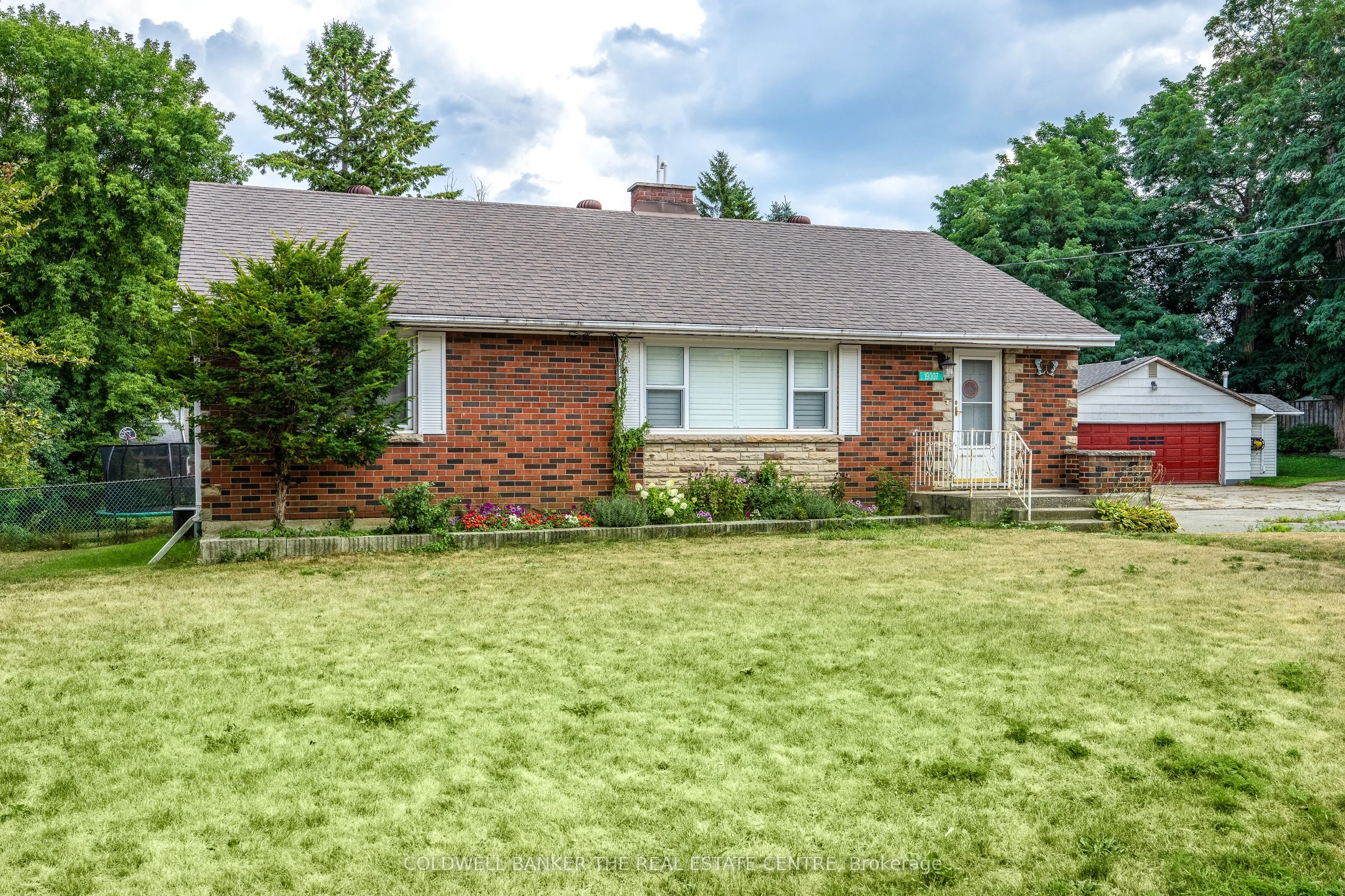 19307 Yonge Street, East Gwillimbury, ON L9N 1L1