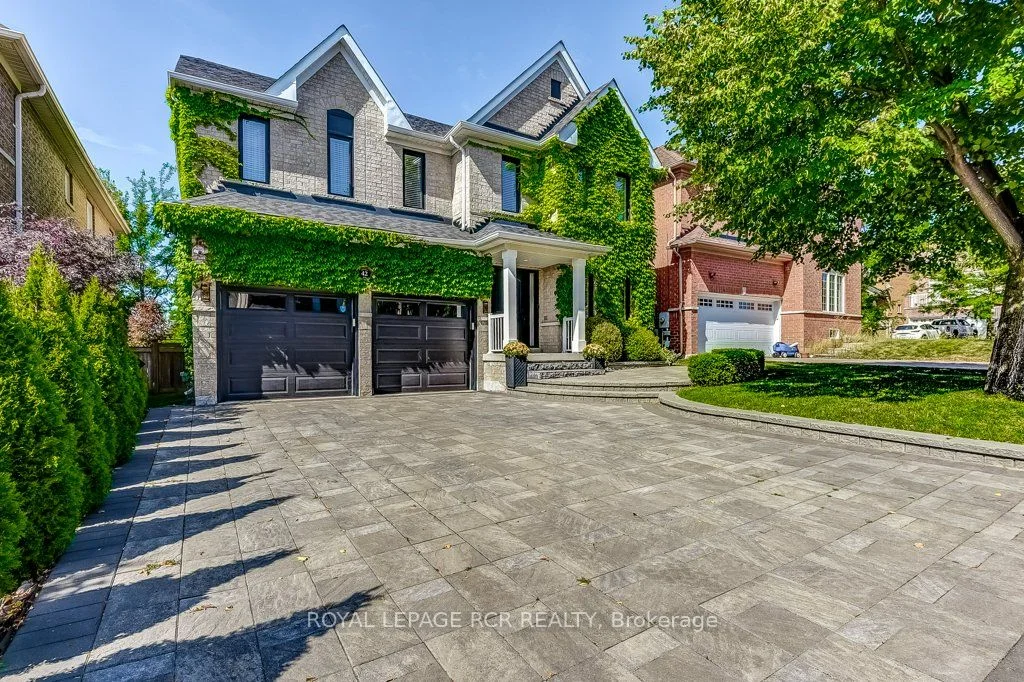 Detached in Newmarket